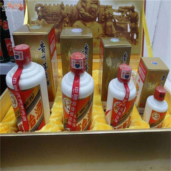 龙凤青岛即墨30年茅台酒回收多少钱哪里回收(附近上门回收茅台酒）?